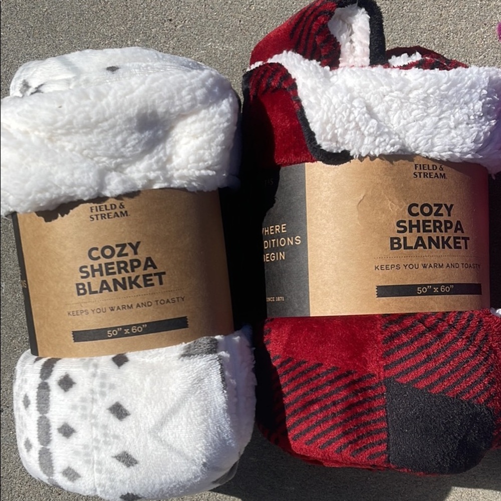 Field and Stream Sherpa cozy blanket